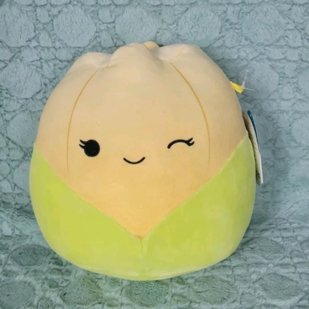 NWT 8” Jeannie the Tulip Squishmallow